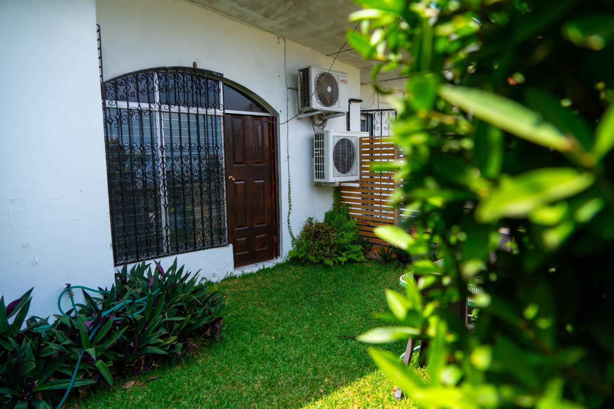 Suites & Apartments San Benito - Zona Rosa San Salvador Exterior photo